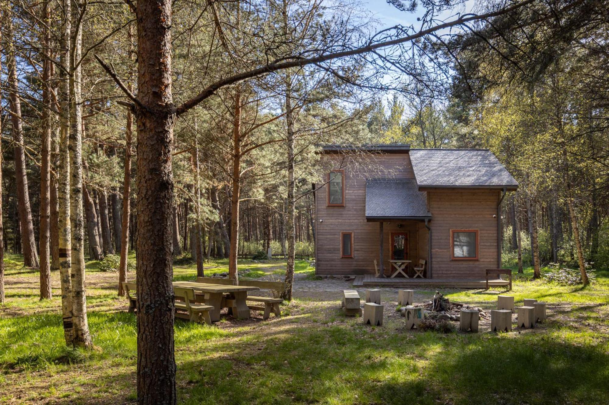 Roze Guest Houses Sklandas แบร์นาติ ภายนอก รูปภาพ